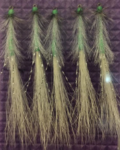 Стример Белоречье из меха козы с крючком №4 Fly (017)